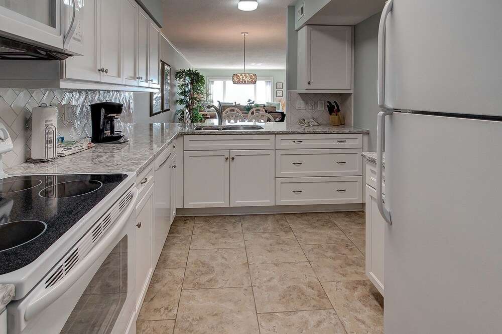 Shorewood 203 - photo 8