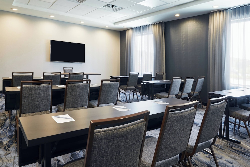 Fairfield Inn & Suites by Marriott Kansas City Belton - photo 20