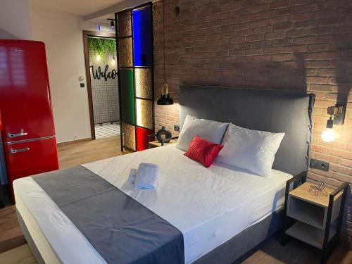 Valaoritou 3 Luxury Rooms — 4-Star Luxury Hotel in Thessaloniki, Greece