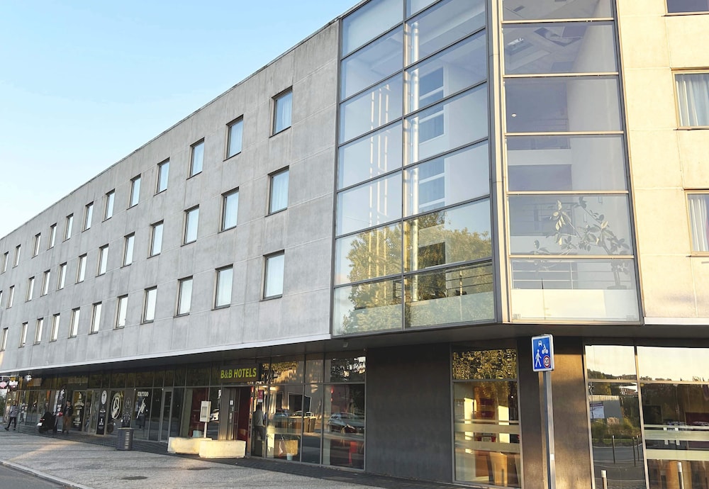 B&B Hotel Maubeuge Gare - carbon neutral hotel in Maubeuge