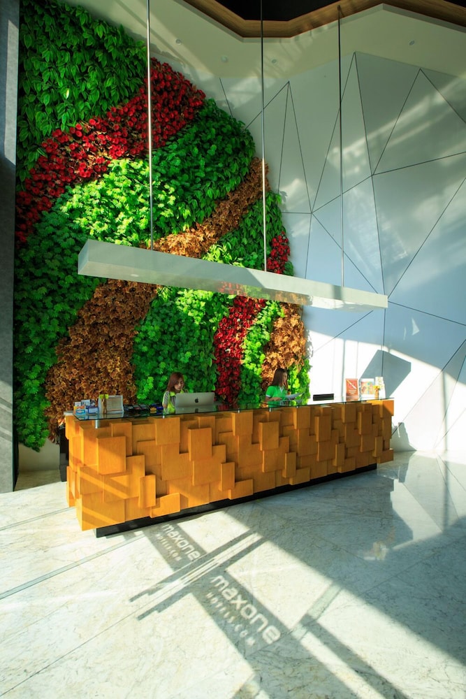 Maxone Hotels at Malang — Malang — photo 5