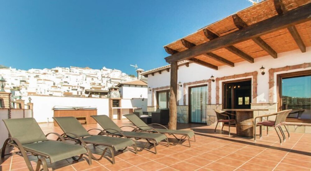 Villa Lucia Y Villa Sara 11252248 — Canillas De Albaida