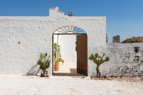 Masseria Paradiso Ostuni — 4-Star Luxury Hotel in Ostuni, Italy
