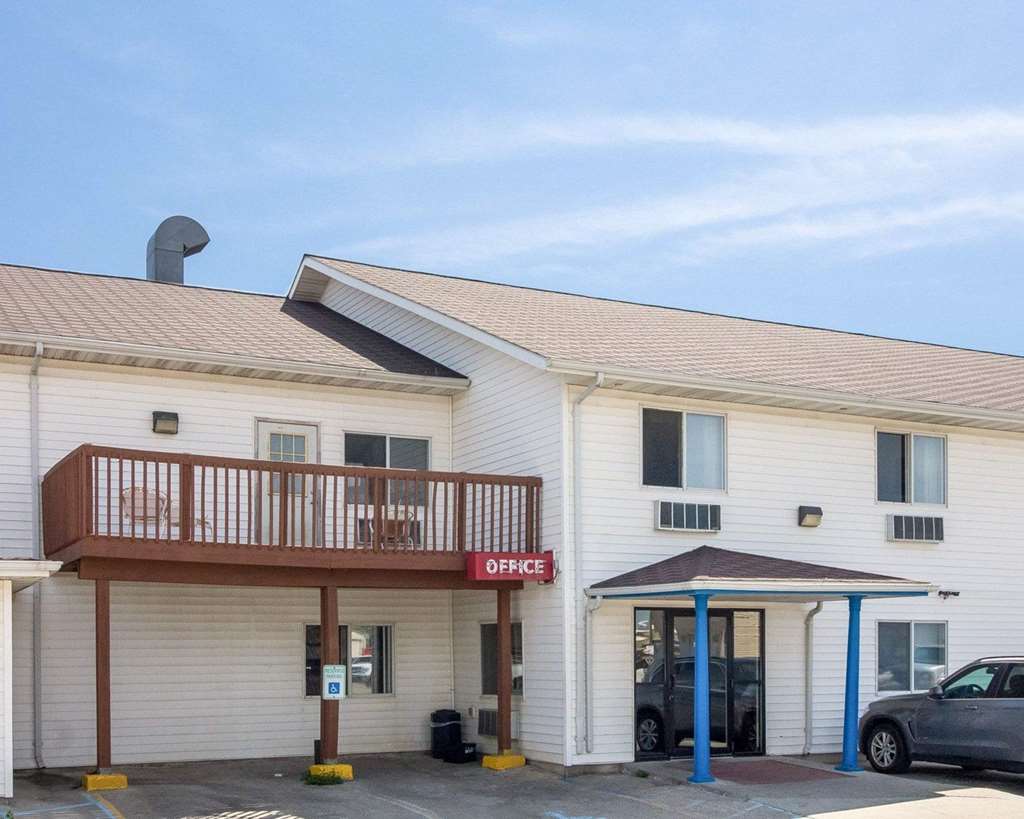 Rodeway Inn West Fargo Main Ave. — hotel in West Fargo