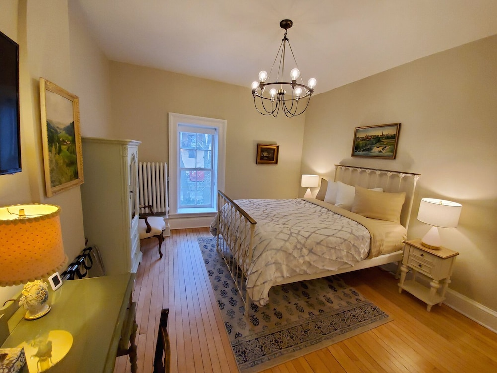 Governor's Mansion Inn and Cafe - photo 10
