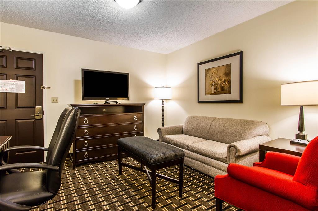 Evangeline Downs Hotel an Ascend Collection Hotel - photo 23
