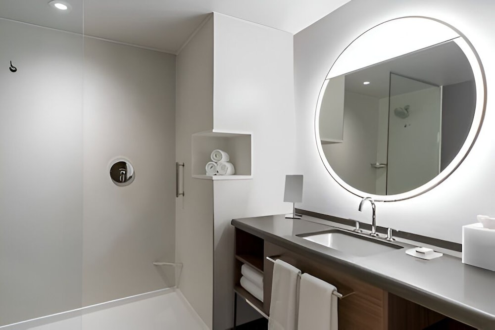 Courtyard by Marriott Modesto North - photo 9