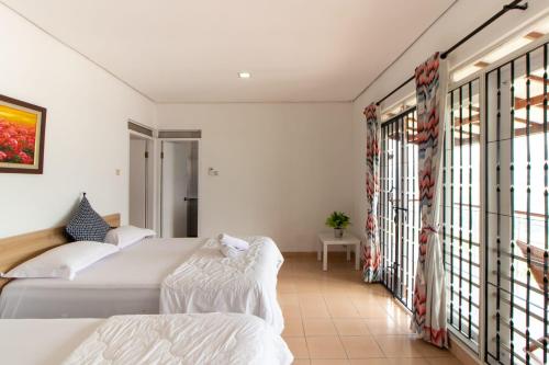 Vila Keluarga Syariah Mawar#9 Dago Resort 3BR dengan View Pegunungan dan Fasilitas Premium in Bandung, Indonesia