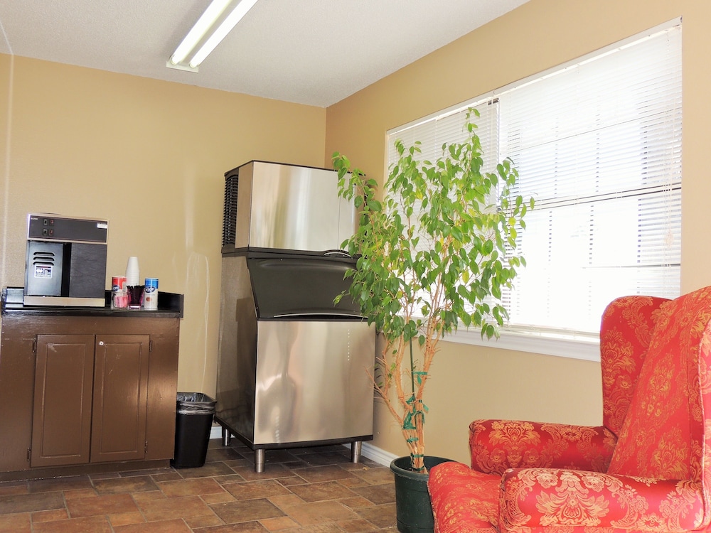Bent Tree Motel — Emory — photo 2