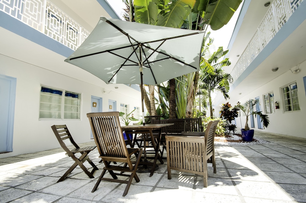 Aqua Hotel & Suites - photo 42