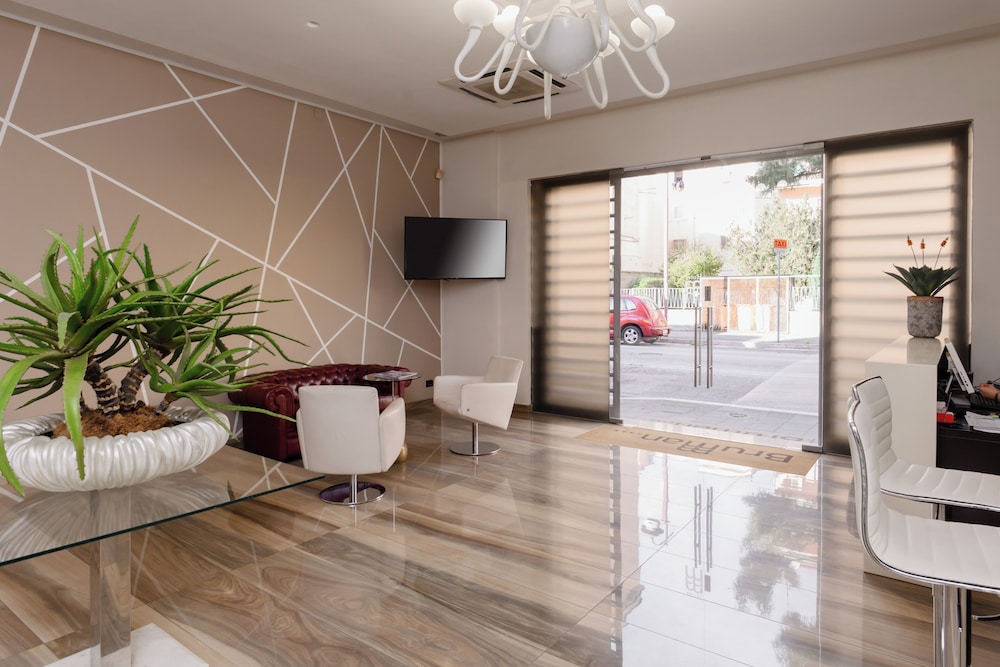 Hotel Bruman Caserta — 4-Star Luxury Hotel in Caserta, Italy
