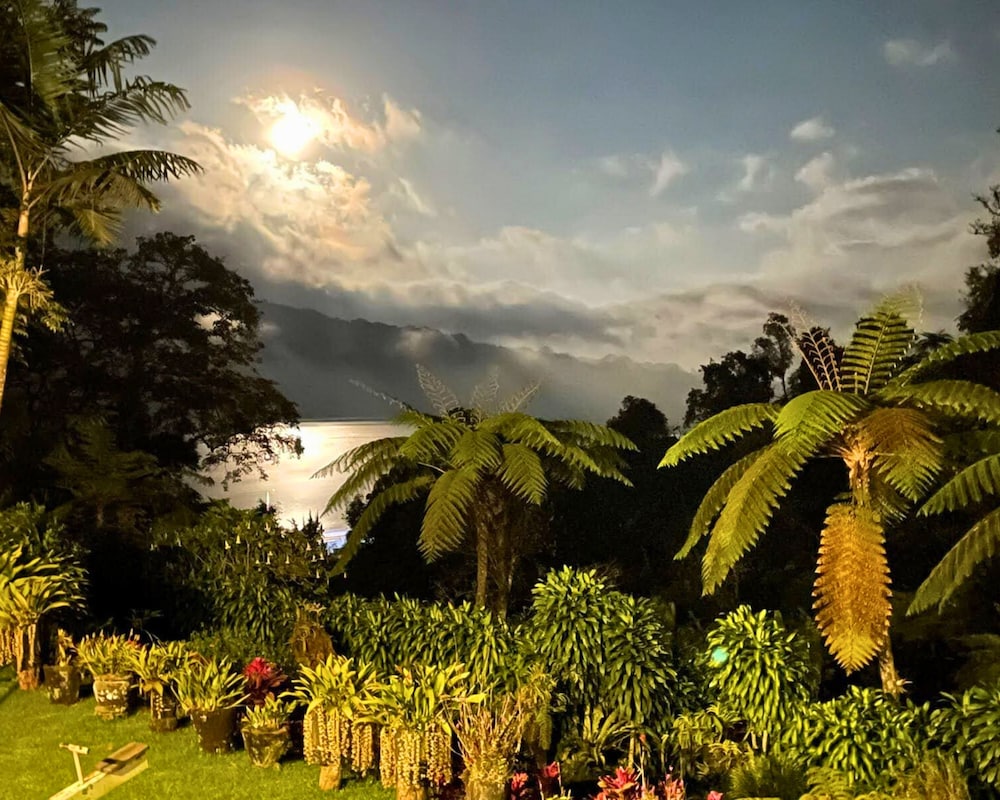 Warung Rekreasi Bedugul in Baturiti, Indonesia