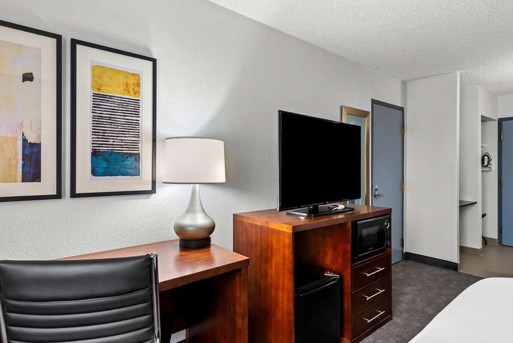 Comfort Inn & Suites Staunton - photo 10