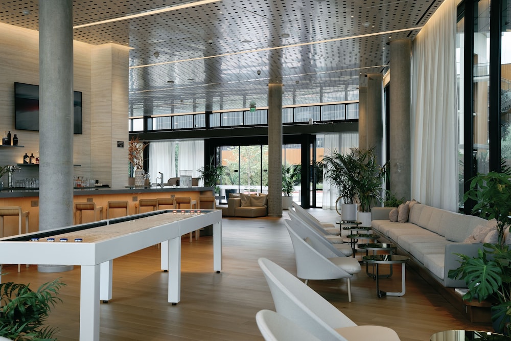 AC Hotel by Marriott Sunnyvale Moffett Park - photo 3