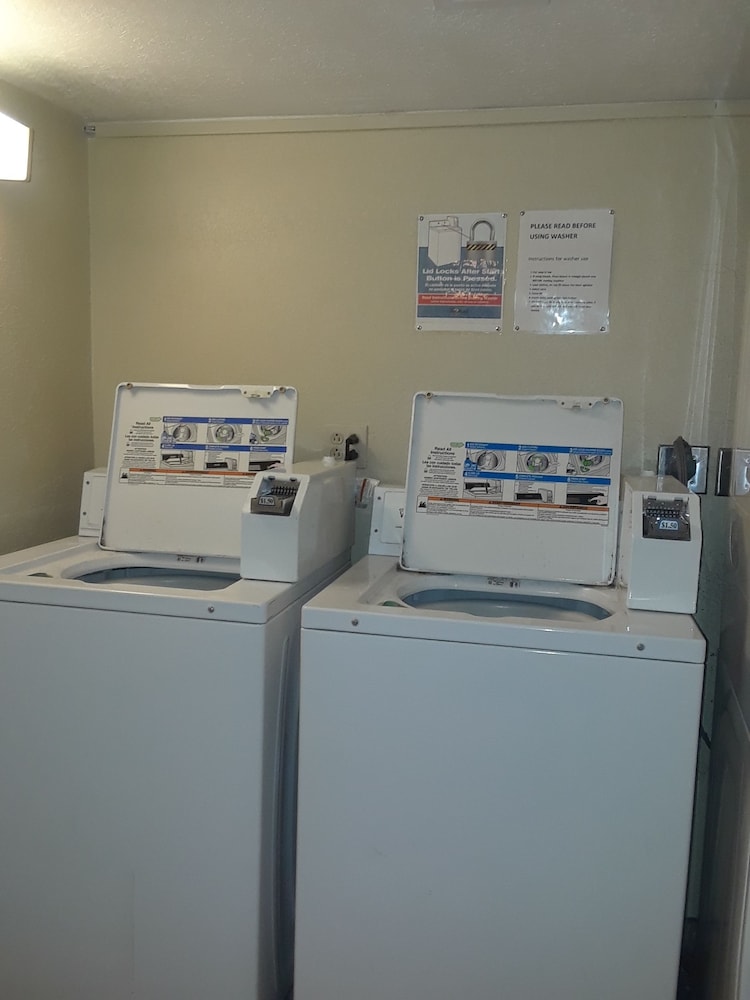 Ramada by Wyndham Albuquerque East - photo 14