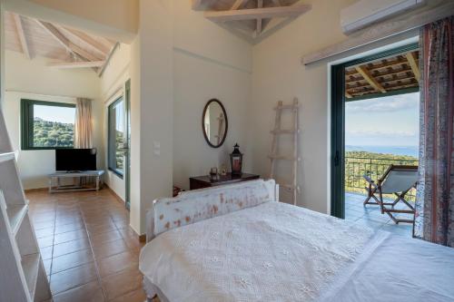 Chamaloni Cottages — Koroni — photo 3