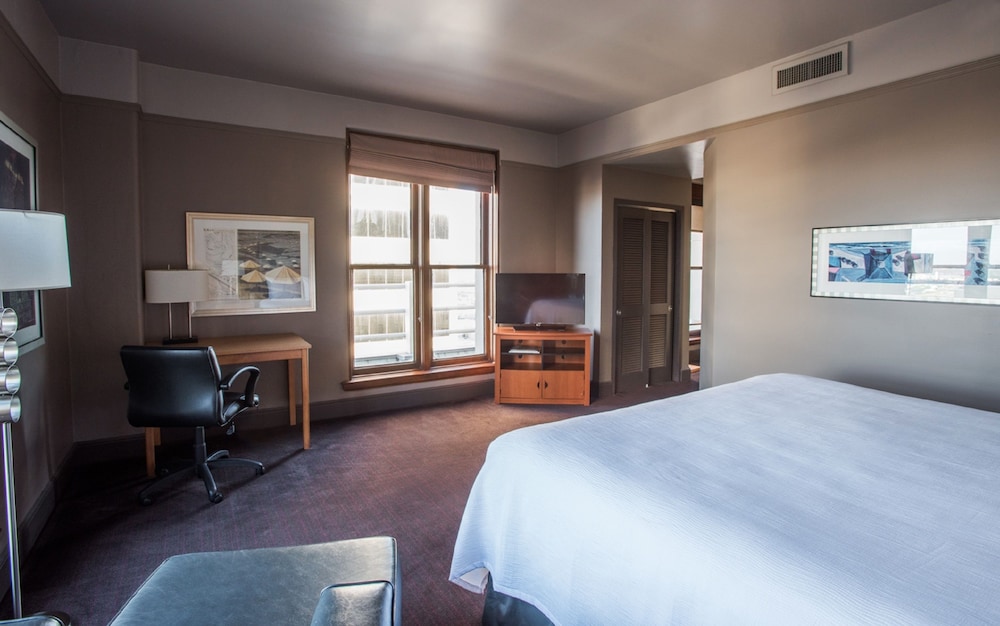 Magnolia Hotel Dallas Downtown - photo 17