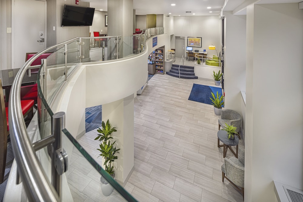 Holiday Inn Express & Suites Atlanta Downtown by IHG - photo 109