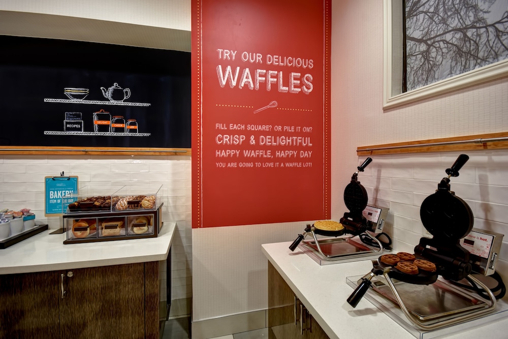 Hampton Inn & Suites Columbus - photo 44