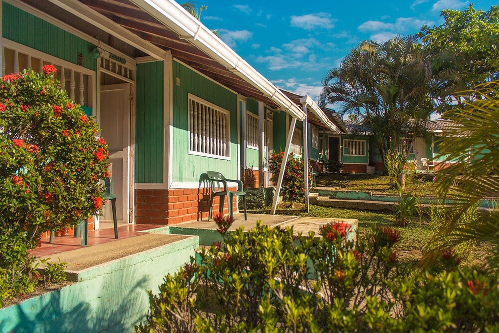 Hotel y Cabañas Costa Real — hotel in Buenaventura