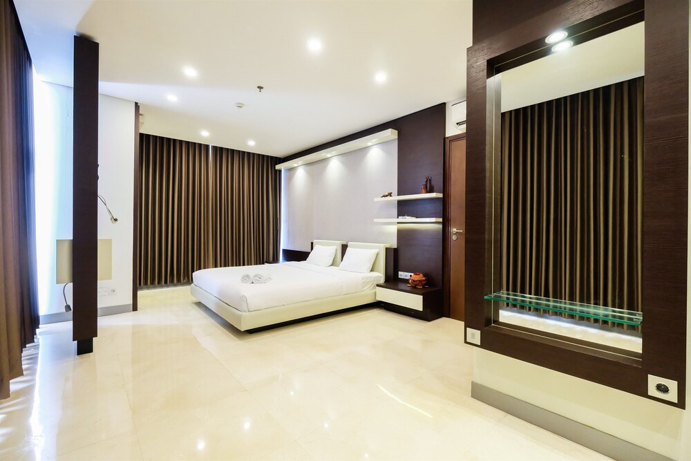 Modern Elegant Design L'Avenue Apartment — 4-Star Luxury Hotel in Jakarta, Indonesia