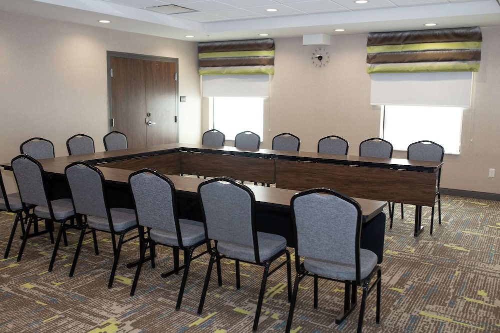 Hampton Inn & Suites Dundee - photo 57