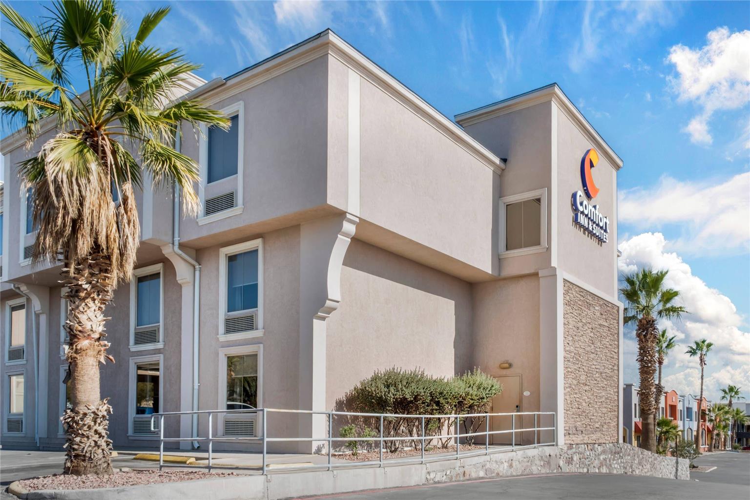 Comfort Inn & Suites El Paso I 10 Airport Area - photo 7
