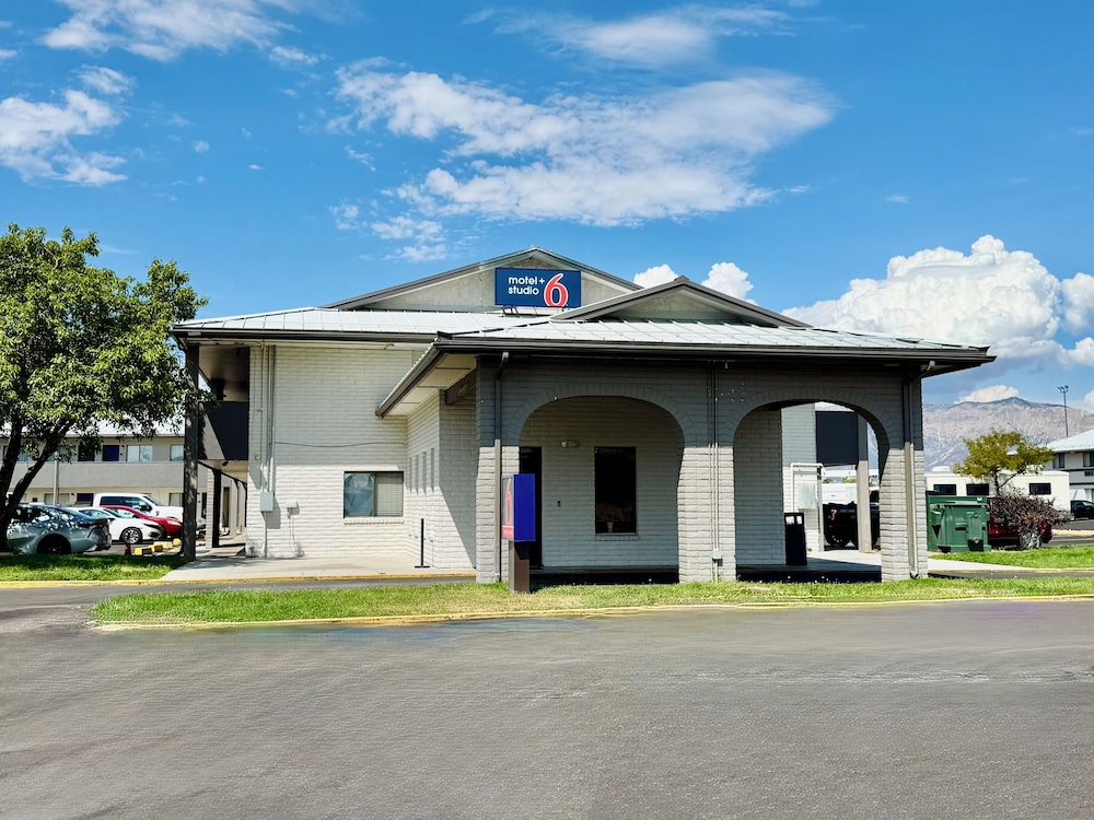 Motel 6 Ogden UT 21st Street - carbon neutral hotel in Ogden