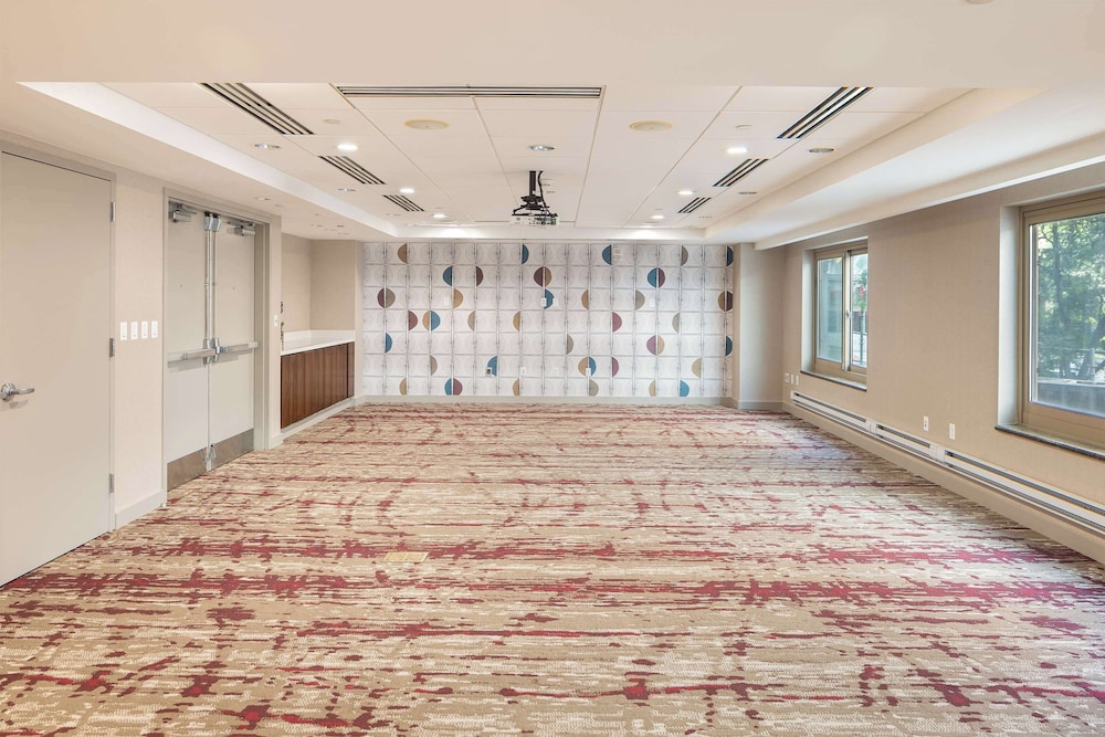 Hilton Garden Inn Bethesda Downtown - photo 47