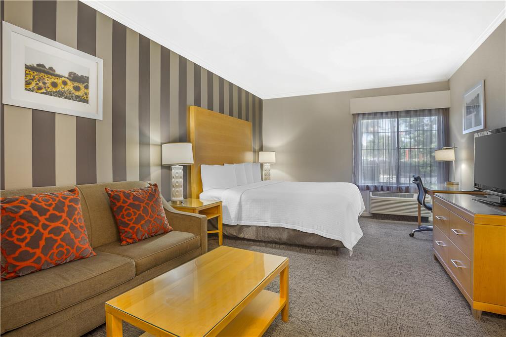 Best Western Plus Dixon Davis - photo 35