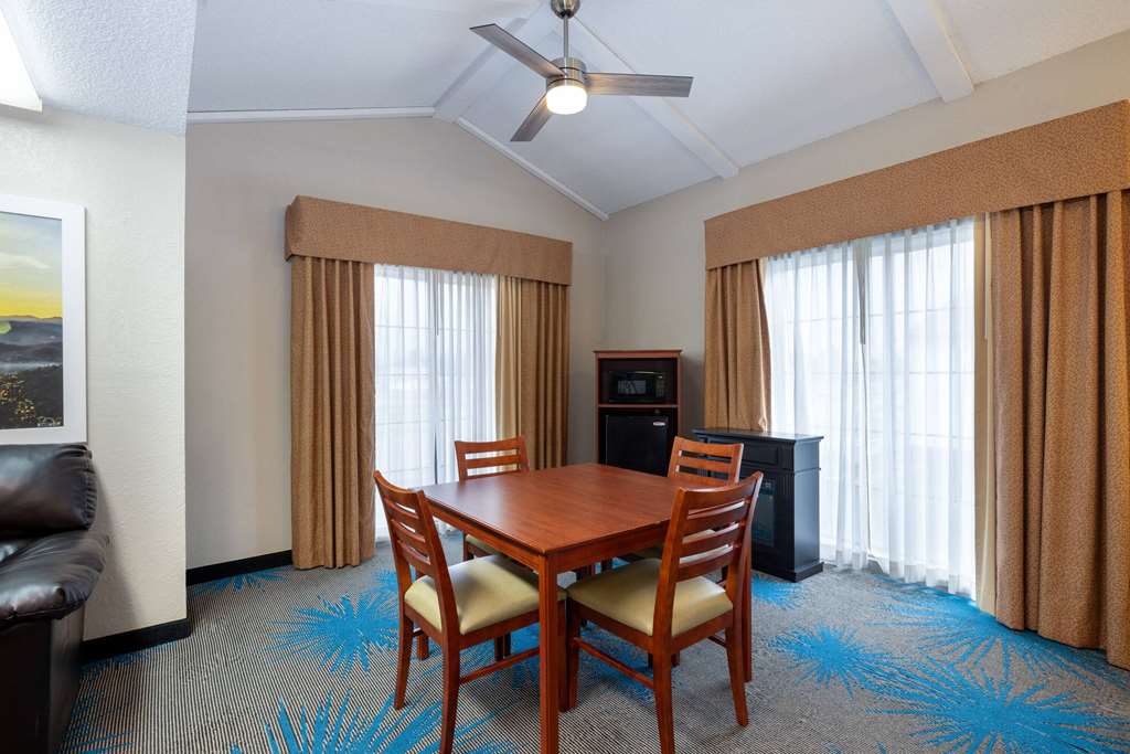 Days Inn by Wyndham Casper - photo 36