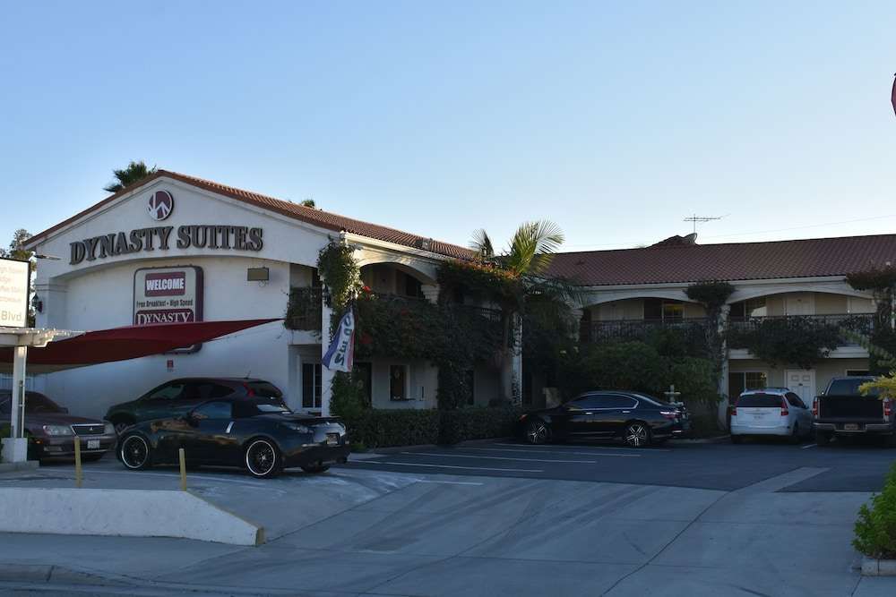 Dynasty Suites Santa Fe Springs - photo 12