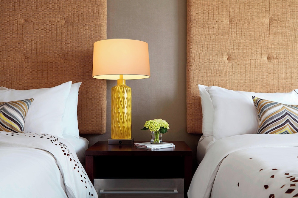 Renaissance Columbus Downtown Hotel - photo 10