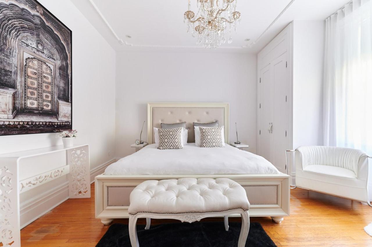 Villa Dante by Denstays — 4-Star Luxury Hotel in Montreal, Canada