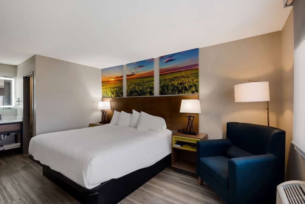Days Inn by Wyndham Ankeny Des Moines - photo 37