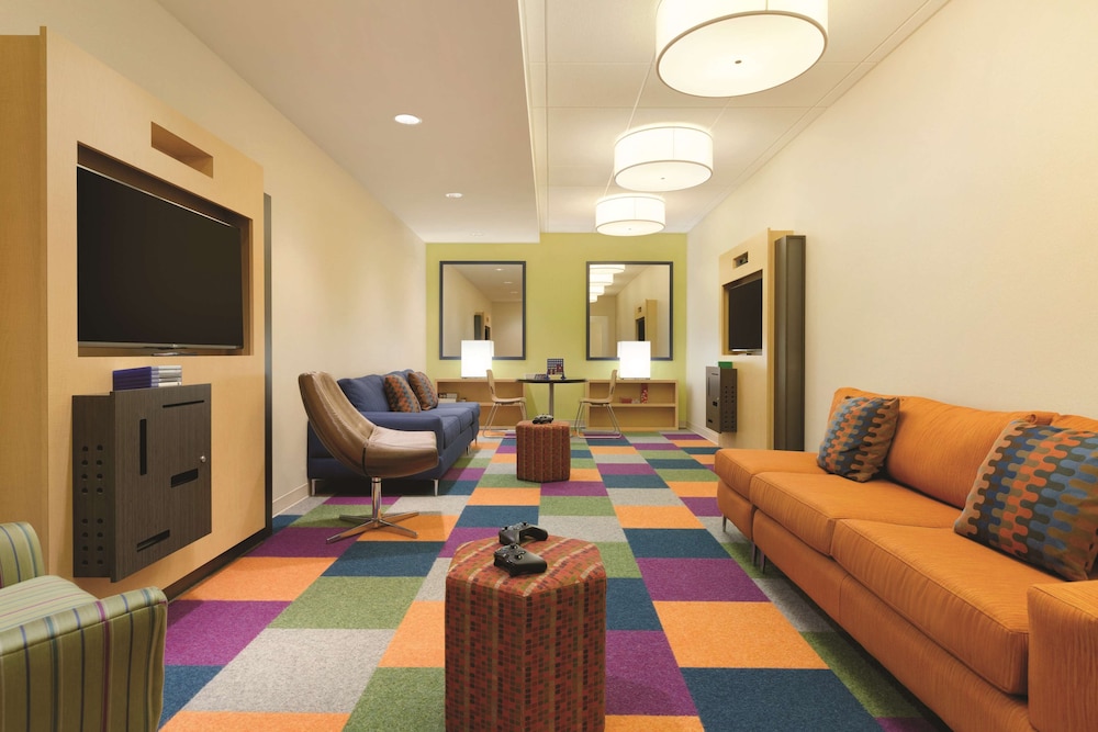 Home2 Suites by Hilton Bellingham Airport - photo 23