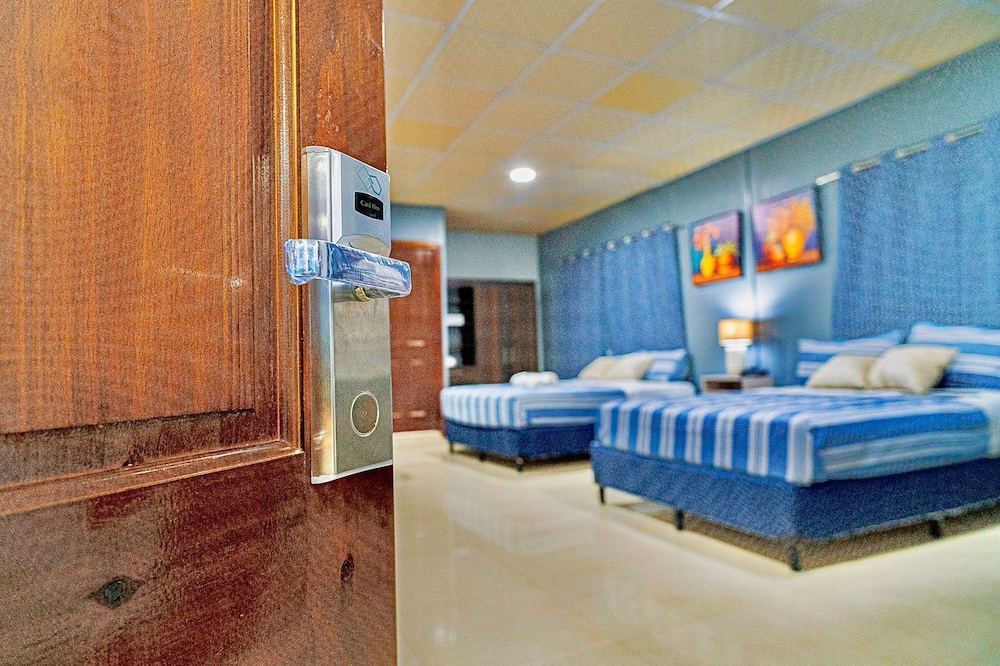 Hotel Five Stars sv in Berlin, El Salvador