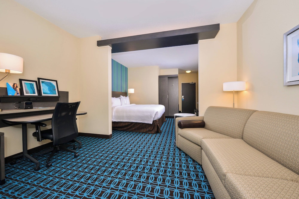Fairfield Inn & Suites by Marriott Raleigh Cary - photo 19