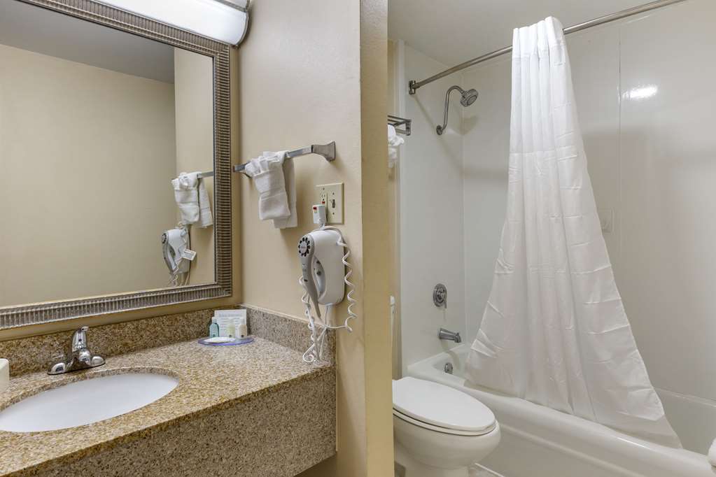 Quality Inn & Suites Hanes Mall - photo 26