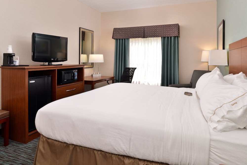 Holiday Inn Express & Suites St Marys by IHG - photo 5
