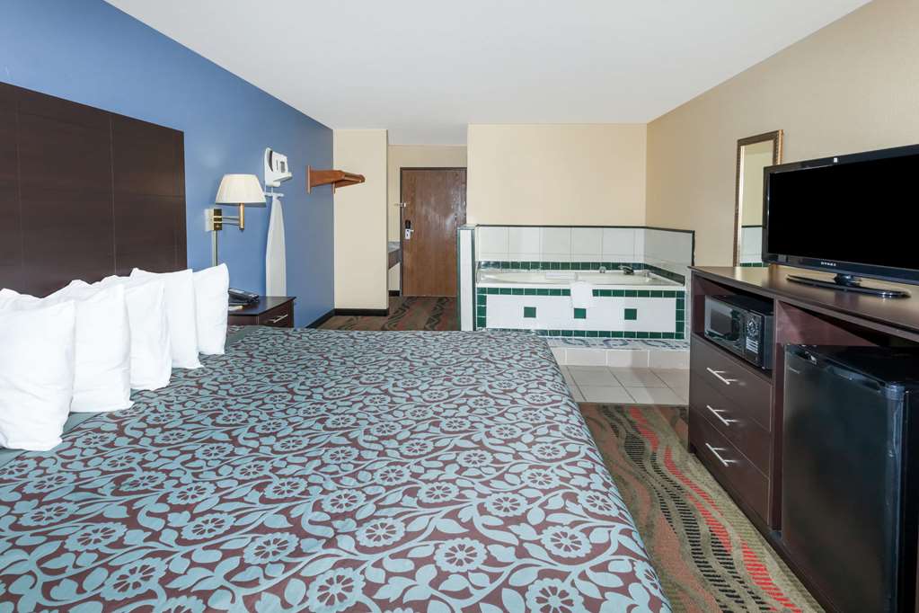 Days Inn by Wyndham Springfield - photo 9