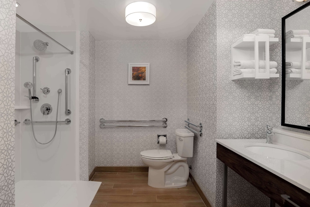 Hampton Inn & Suites Billings West I 90 - photo 17