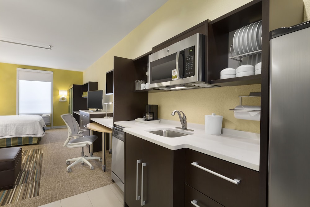 Home2 Suites by Hilton Houston Pasadena - photo 9