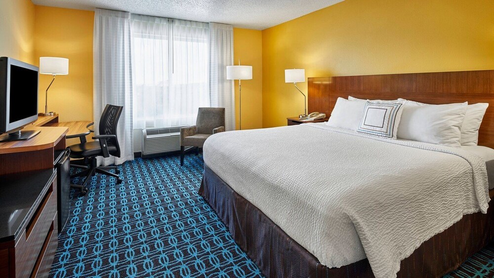 Fairfield Inn by Marriott Myrtle Beach Broadway at the Beach - photo 10