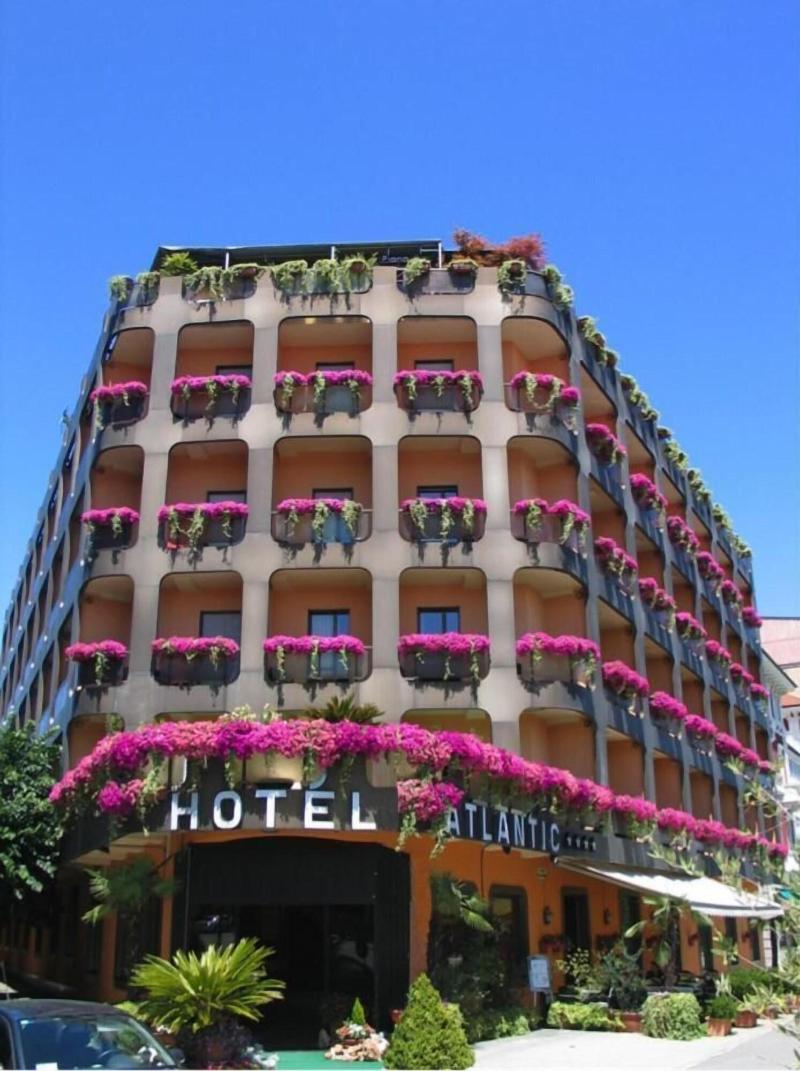 Hotel Atlantic — 4-Star Luxury Hotel in Arona, Italy