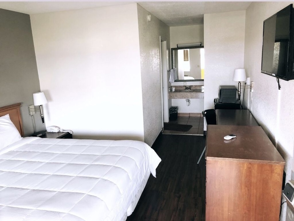 Americas Best Value Inn Princess Anne - photo 10