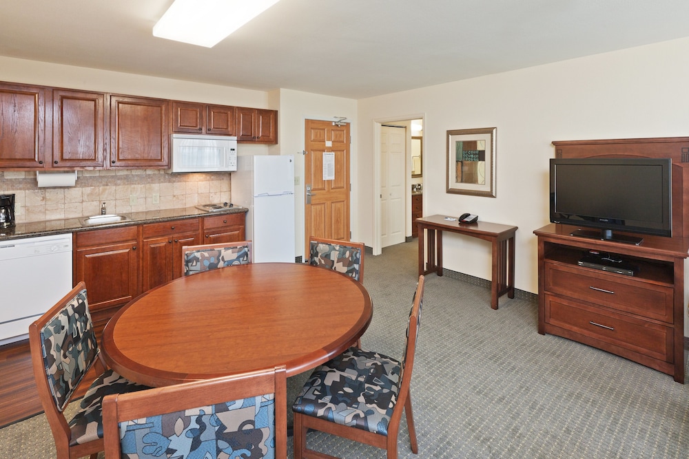 Staybridge Suites Wichita by IHG - photo 13