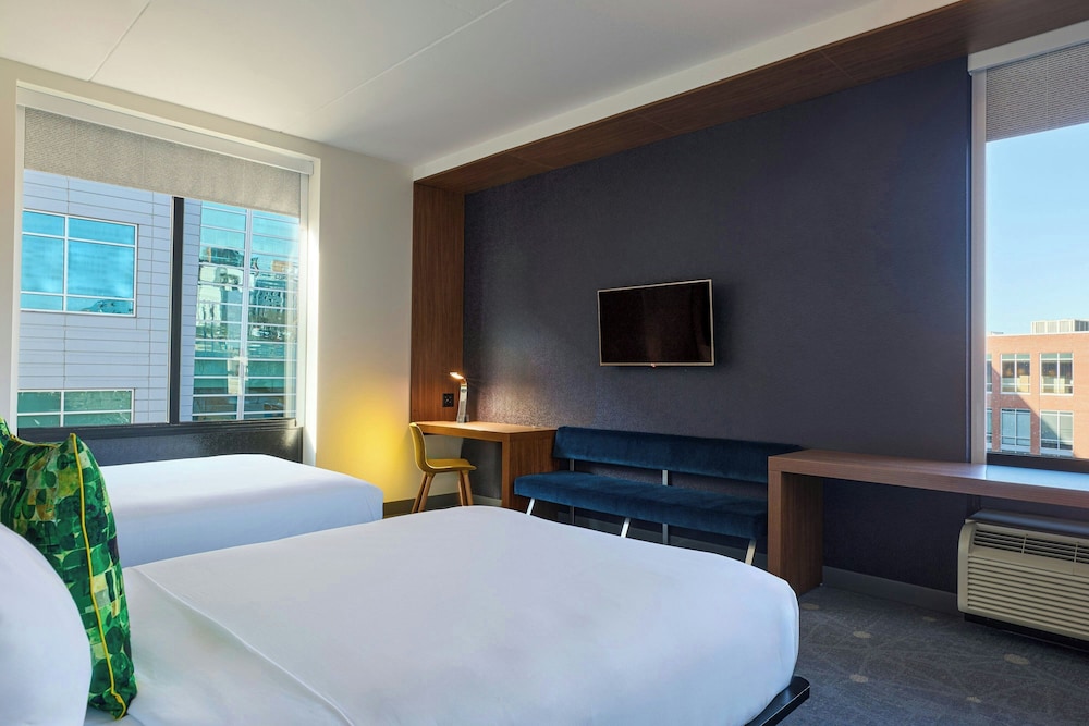 Aloft Durham Downtown - photo 5