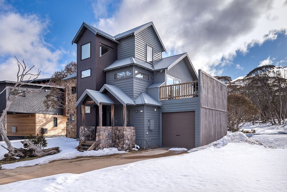 Alyeska in Dinner Plain, Australia