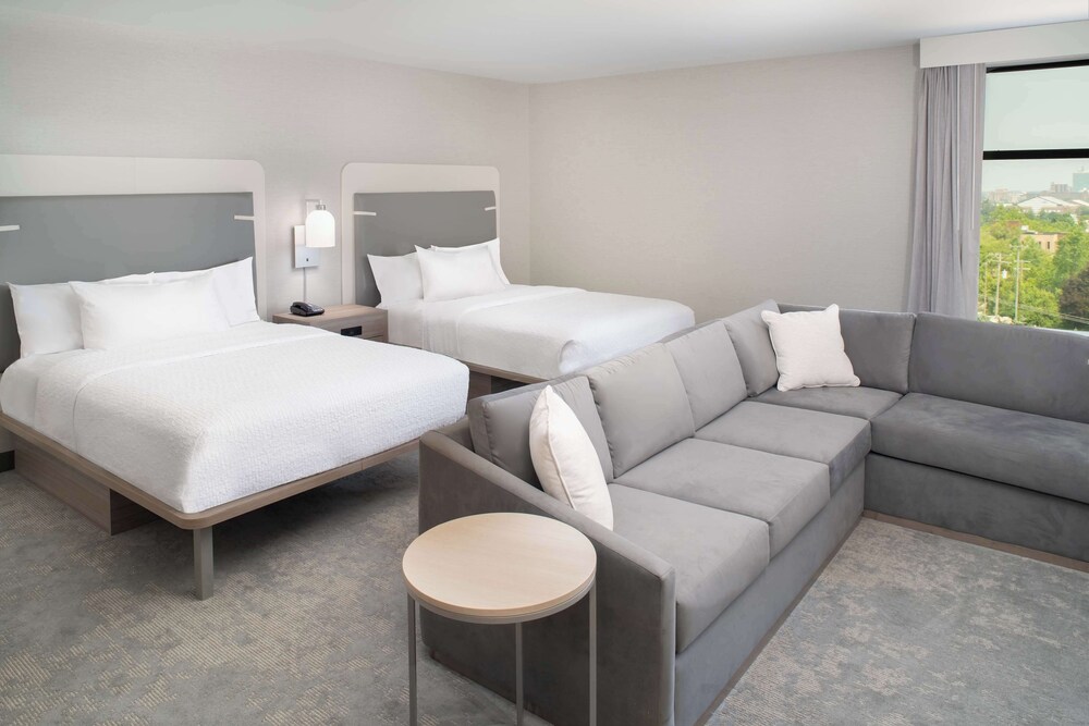 Homewood Suites by Hilton Ann Arbor - photo 11